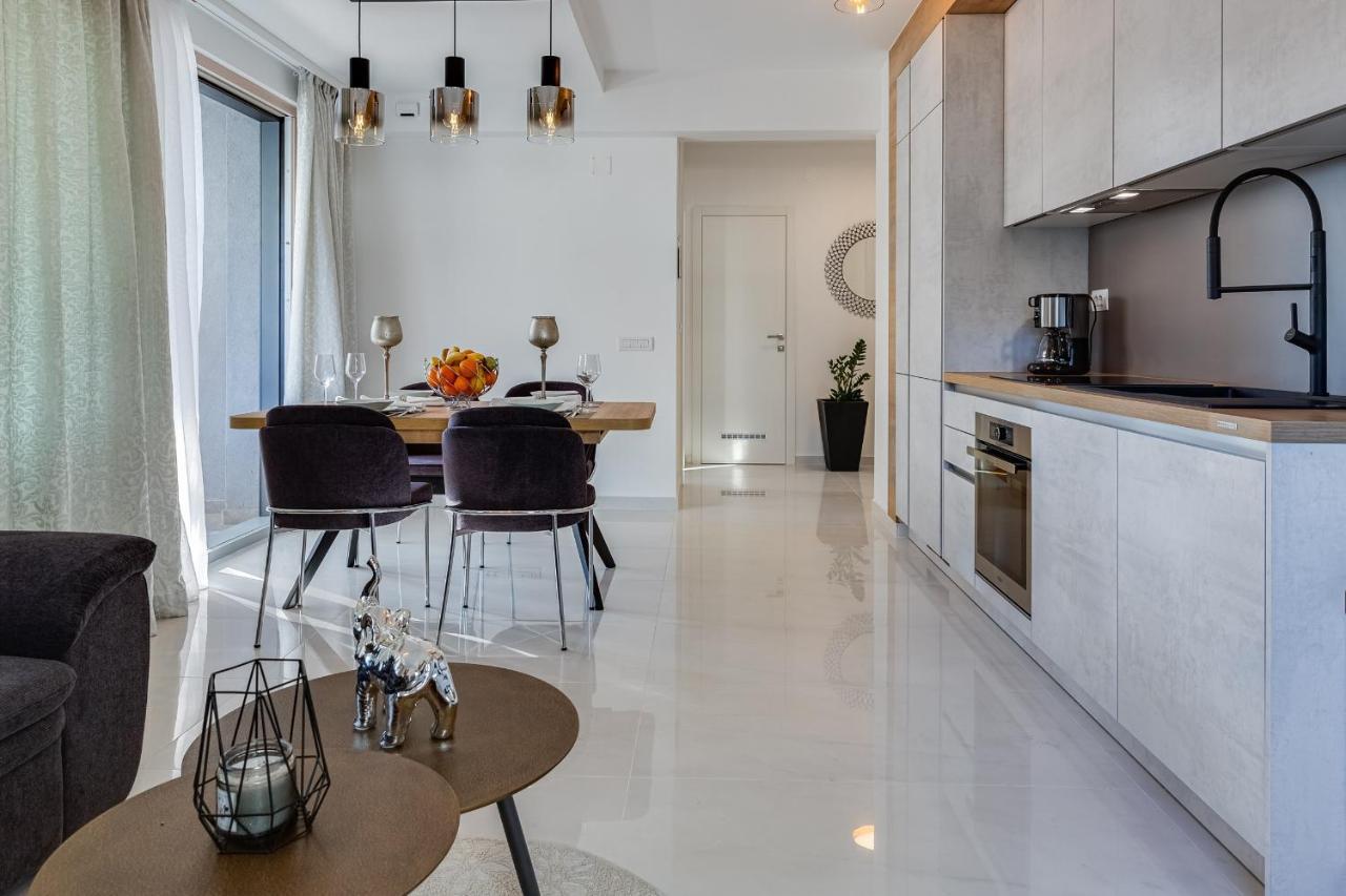 Diamond Two Bedroom Apartment Zadar Exterior photo